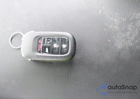 2024 Honda Civic Sport Touring z USA, uszkodzony, nr VIN 19XFL1H81RE007660